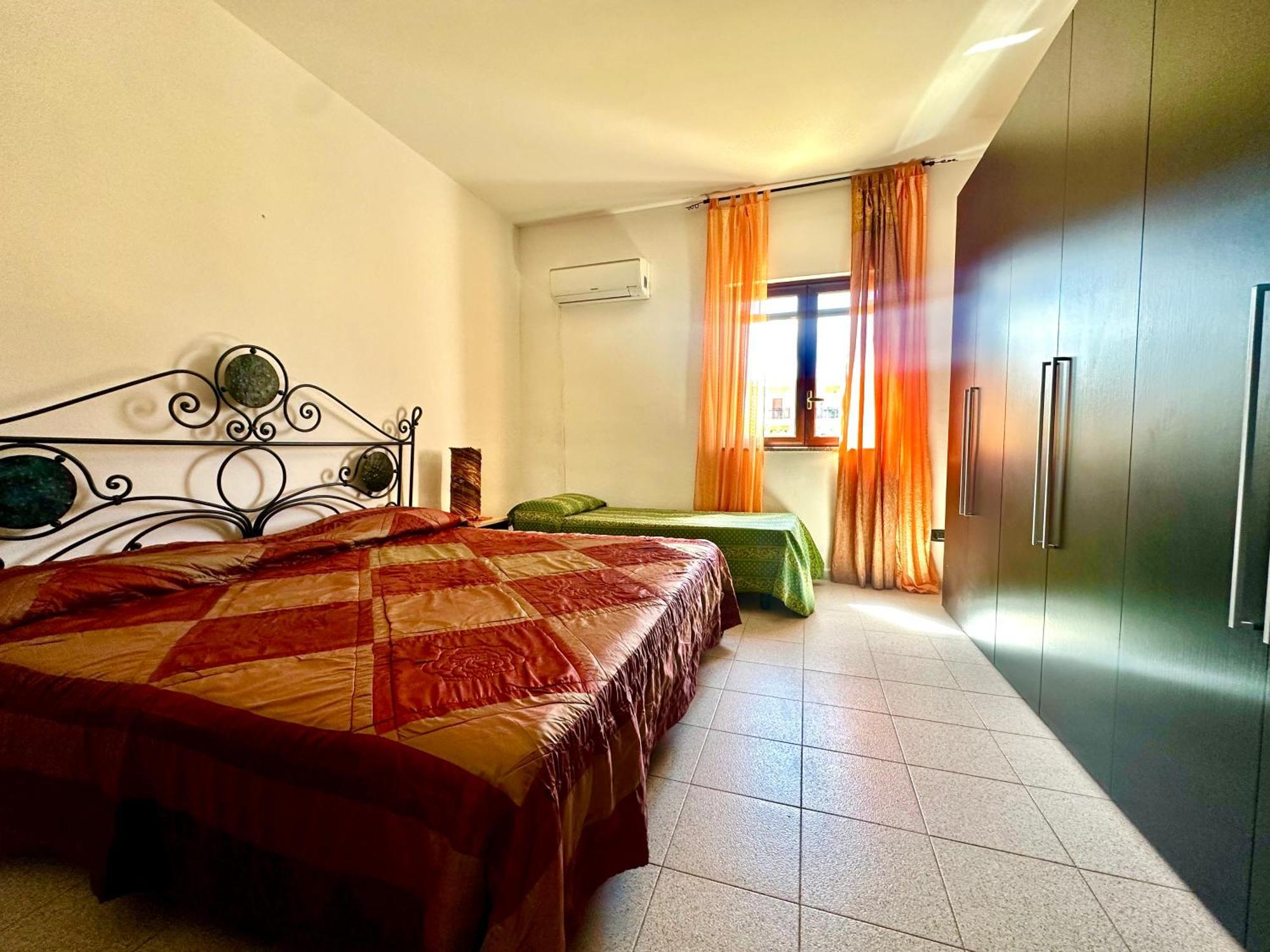 Апартаменты Casa Del Sole Кампофеличе-ди-Роччелла Экстерьер фото